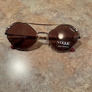 Maroon Vogue sunglasses